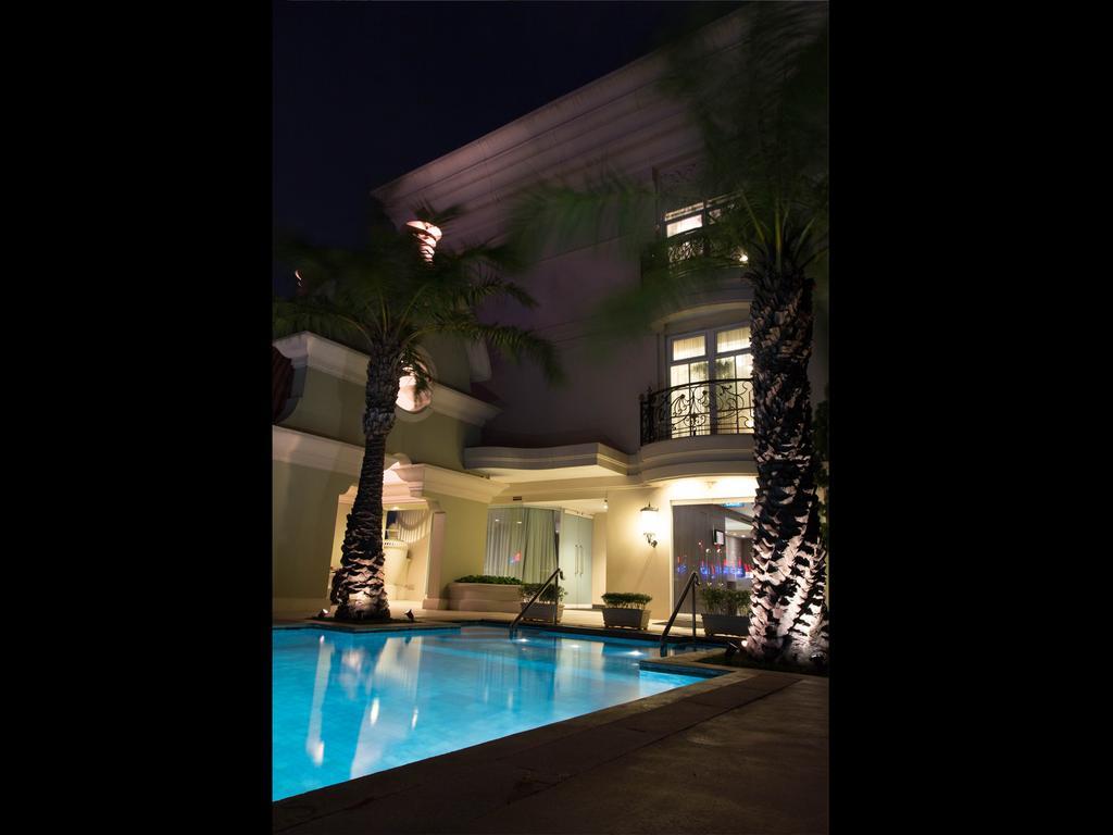 โรงแรมแกรน มาฮากัม จาการ์ตา ภายนอก รูปภาพ